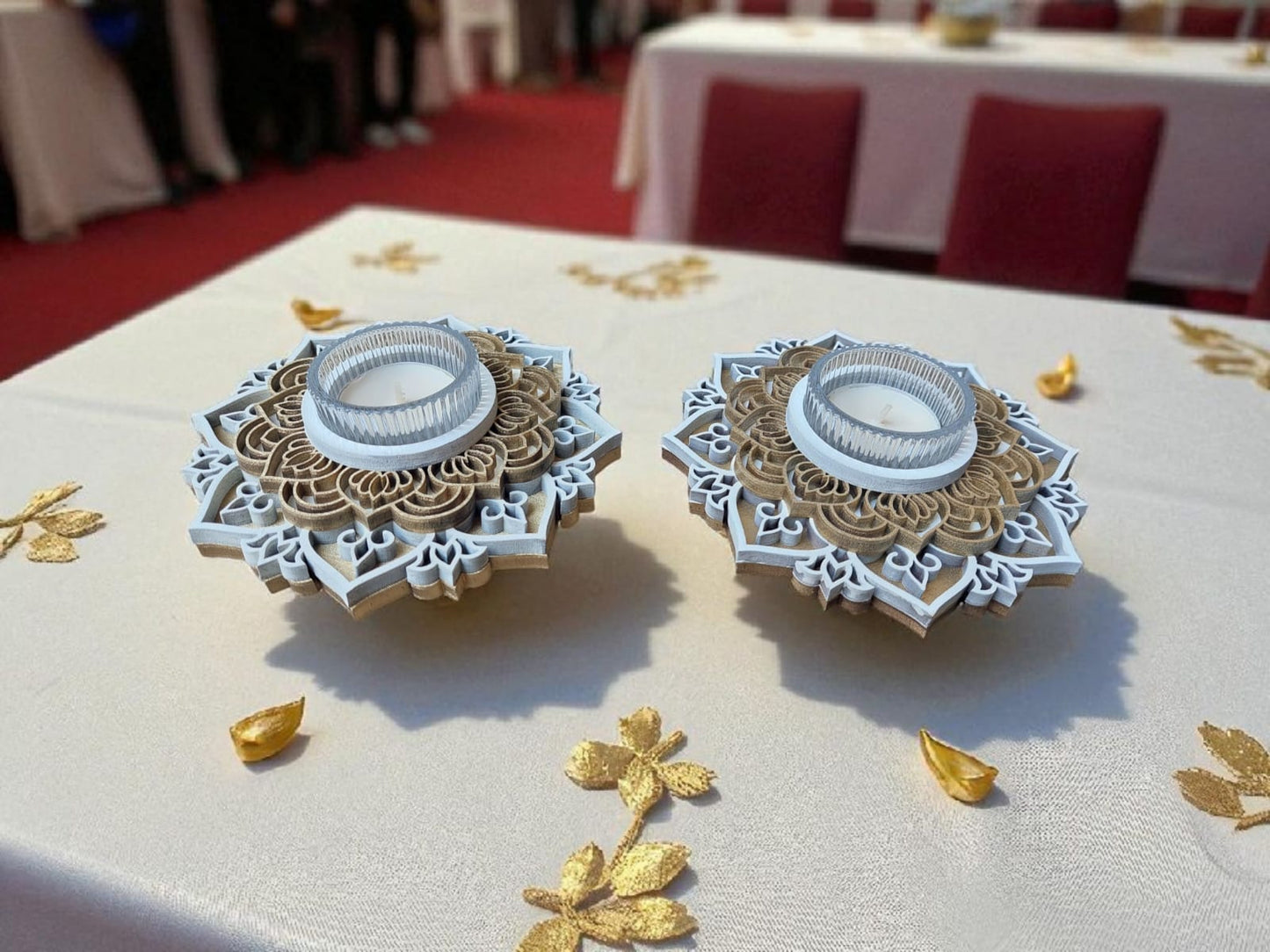 פמוטי אור- קרן השחר